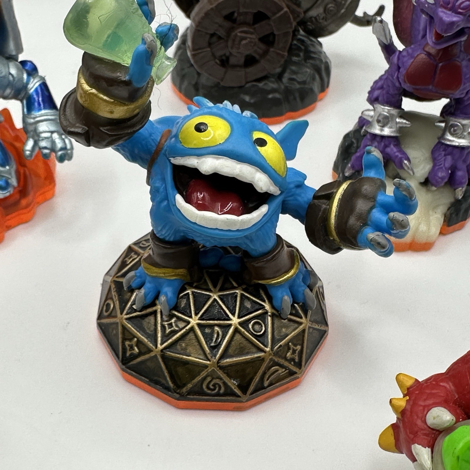 Skylanders Lot 10 Figures Chop Chop Ignitor Pop Fizz Cynder +
