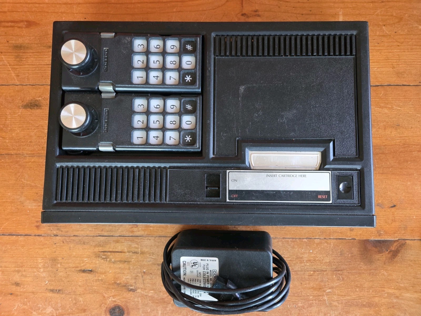 ColecoVision/Intellivision Mattel Console w/2 Controllers Video Game Untested