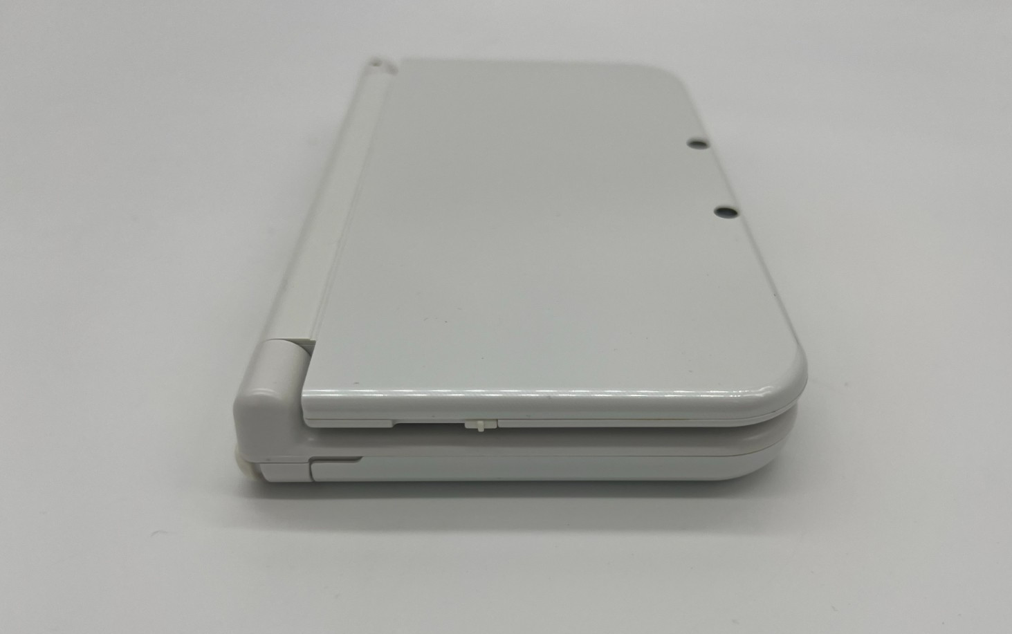 Nintendo 3DSLL Pearl White + Stylus & Charger (Japanese)