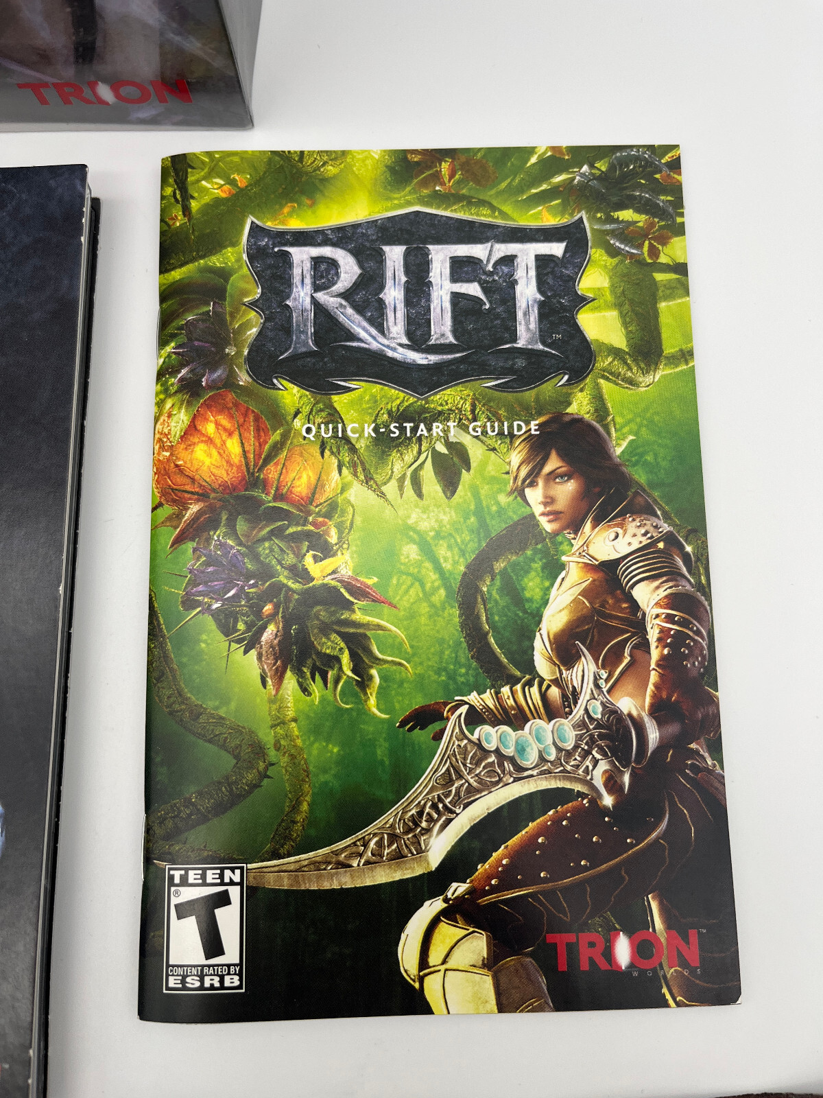 Rift: Collector’s Edition PC 2011 Trion Open Box Discs USB Map Mousepad