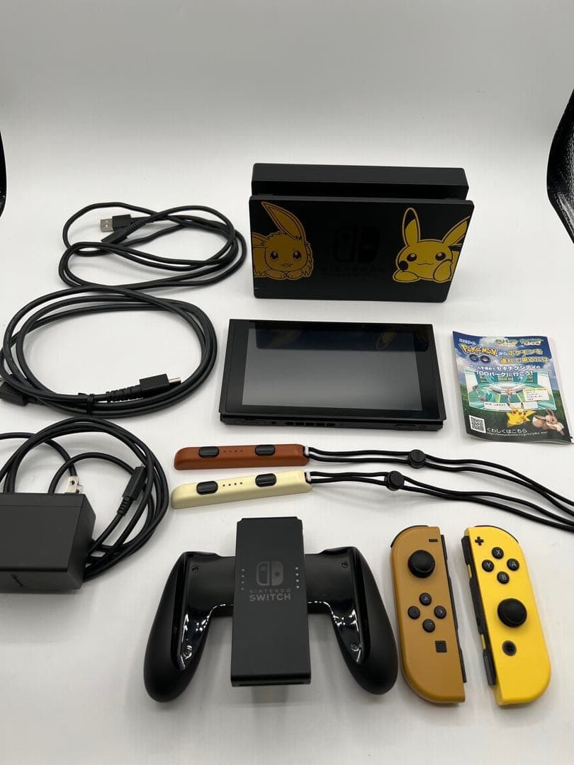Nintendo Switch Pokemon LET’S GO Pikachu Console Limited Edition Set japan USED