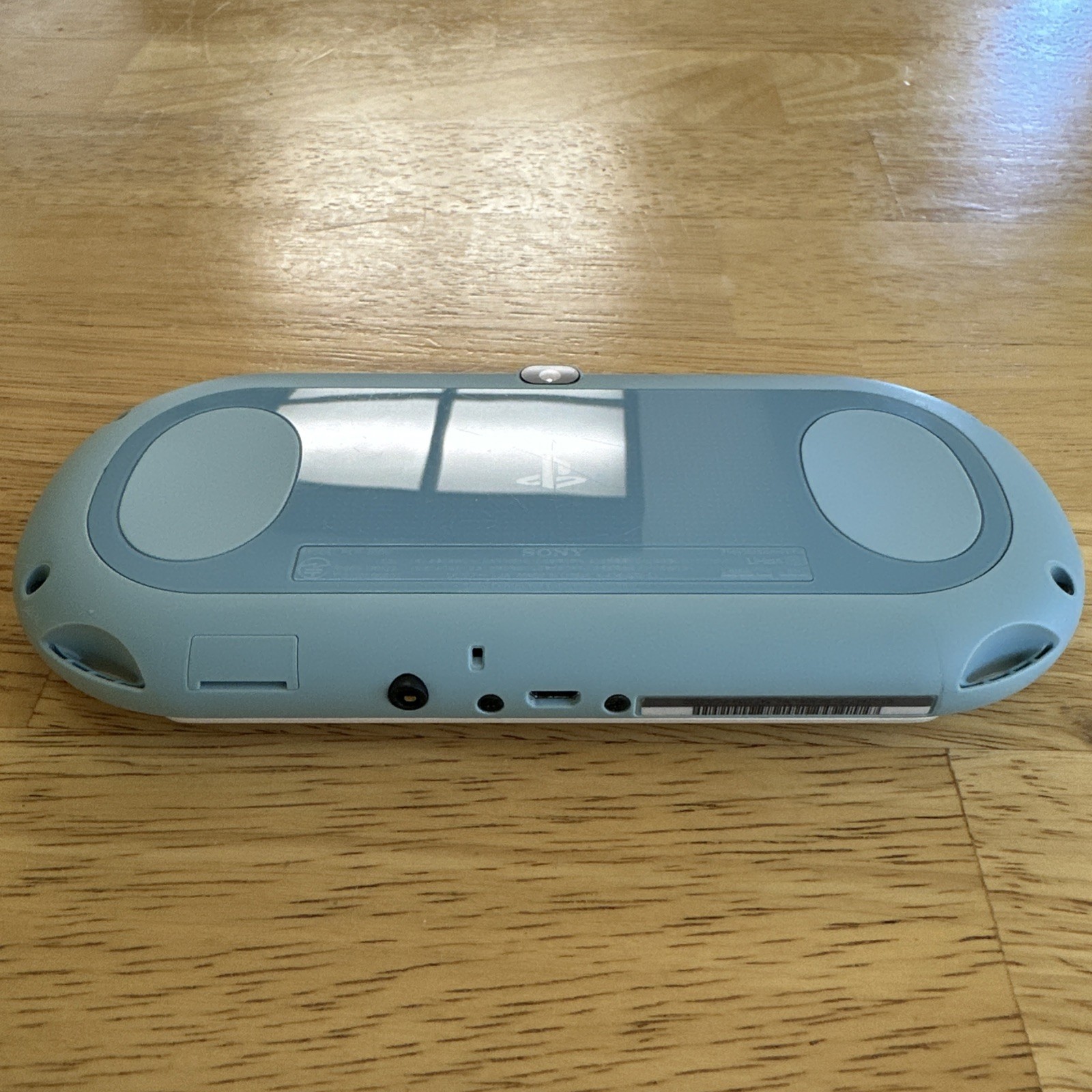 Sony PlayStation PS Vita PCH-2000 Light Blue / White Slim Console Fast Shipping