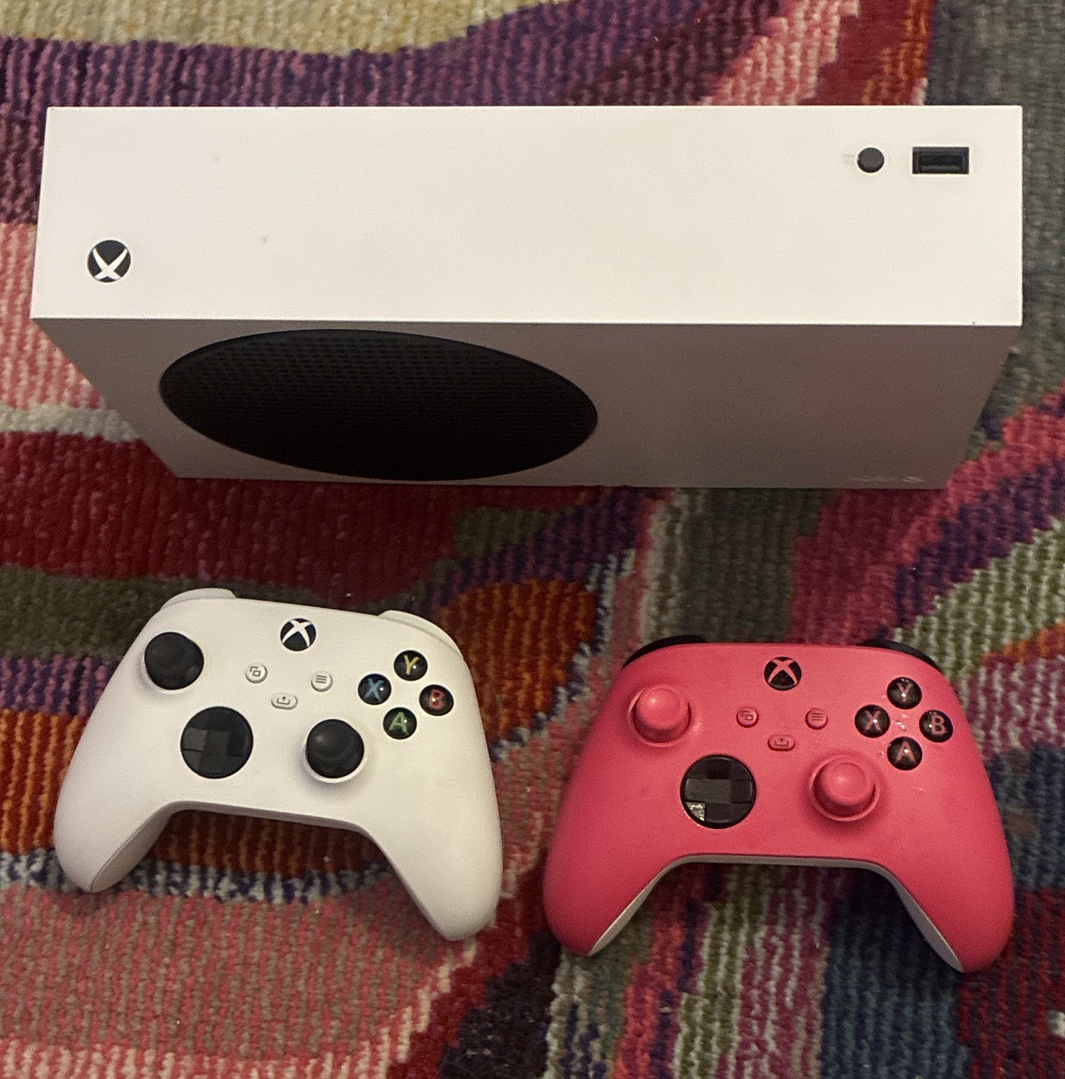 Microsoft Xbox Series S 512GB White Console + 2 Controllers White/Pink