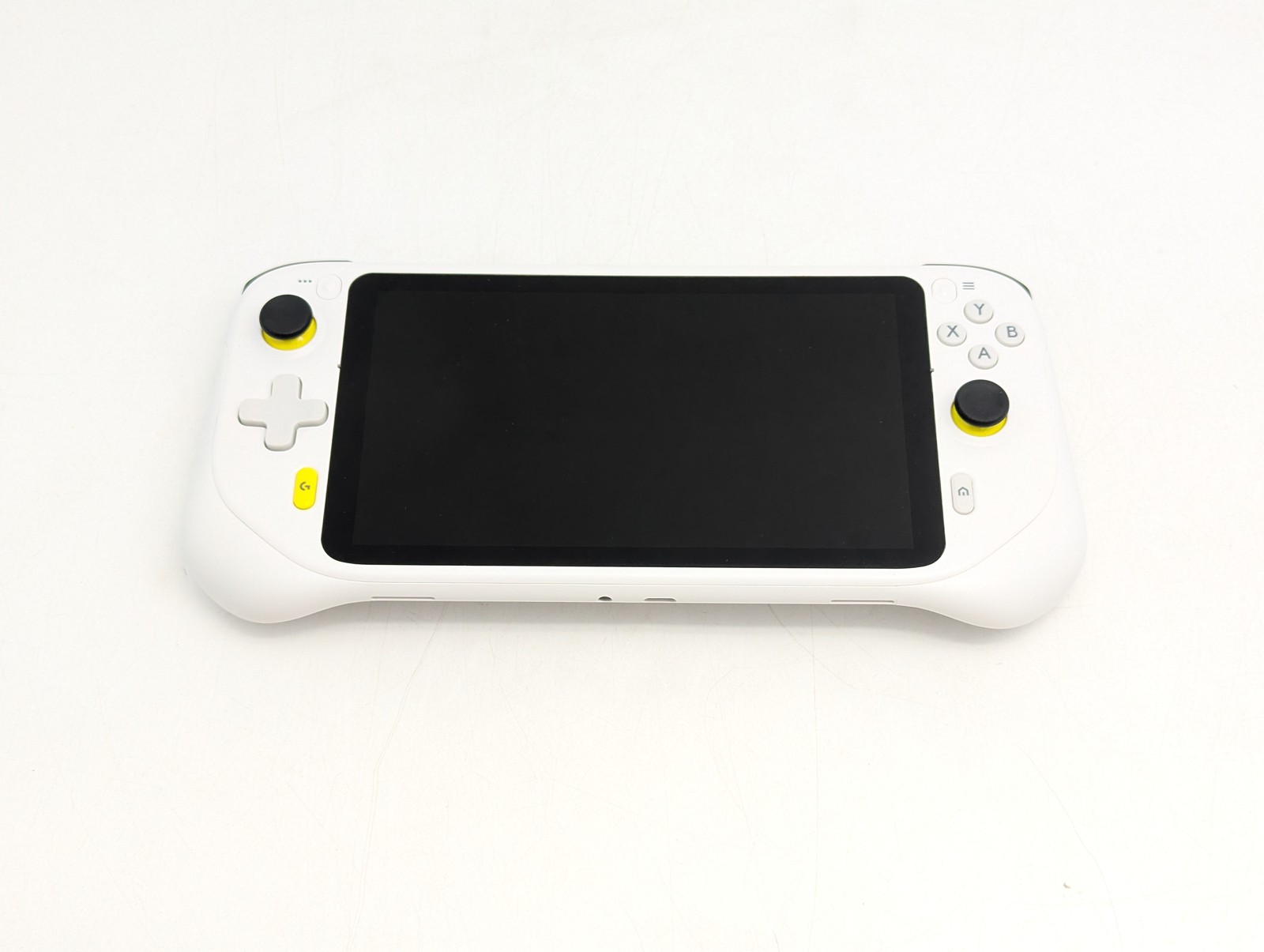 Logitech G Cloud Gaming Handheld Console 7″ 1080p Display | White 940-000198