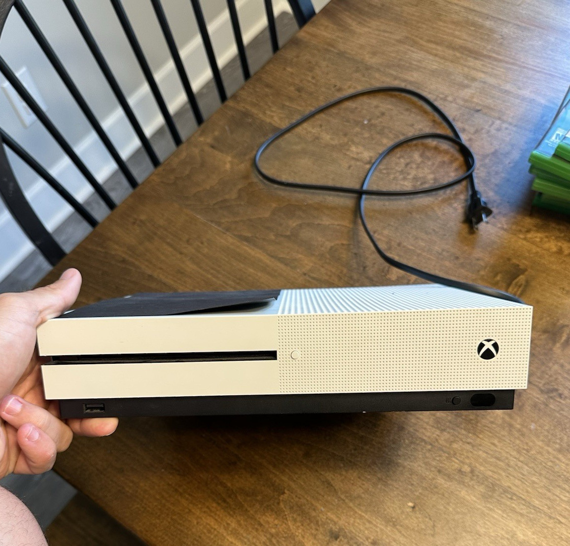 Microsoft Xbox One S 1TB 4K UHD Blu-Ray Compatible Console White Model 1682