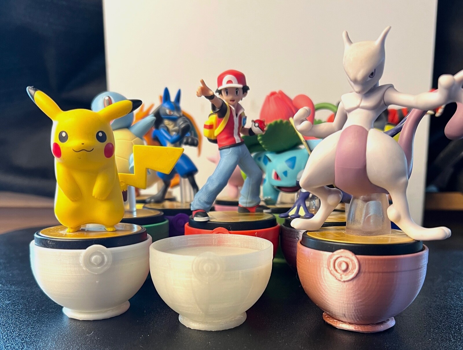 Custom 3d Printed Pokeball Amiibo Display Stand Various Colors Cute Nintendo New