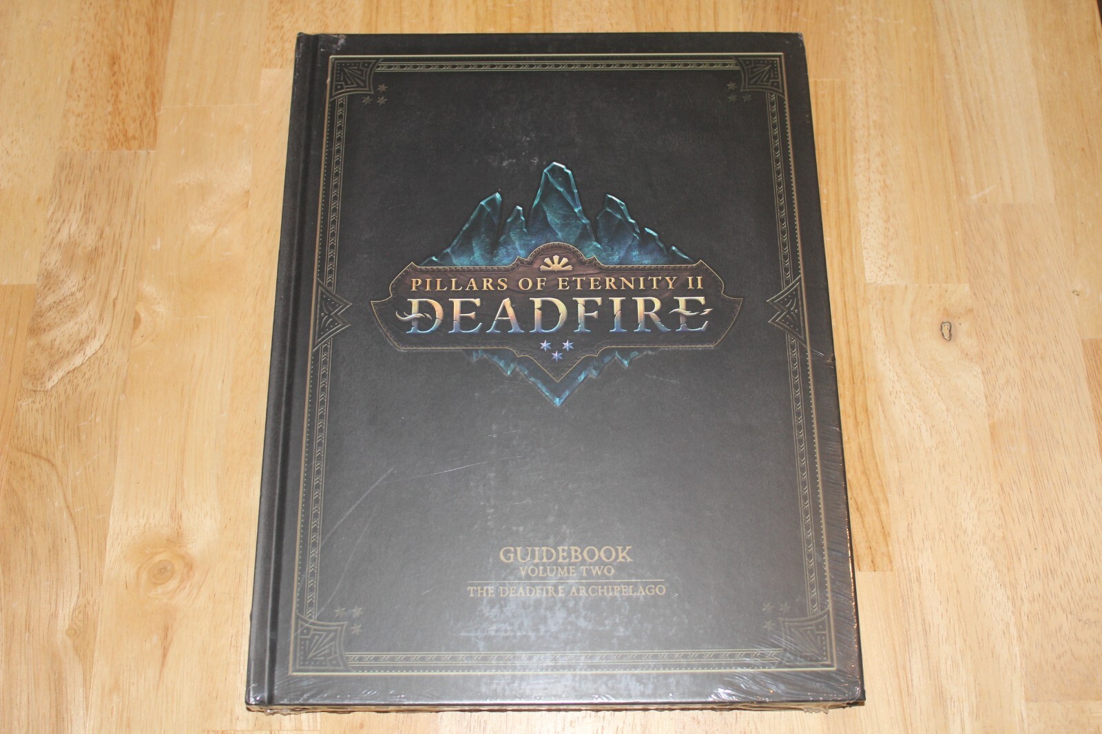 Pillars of Eternity II: The Deadfire Archipelago – Guidebook Vol. 2 (Hardcover)
