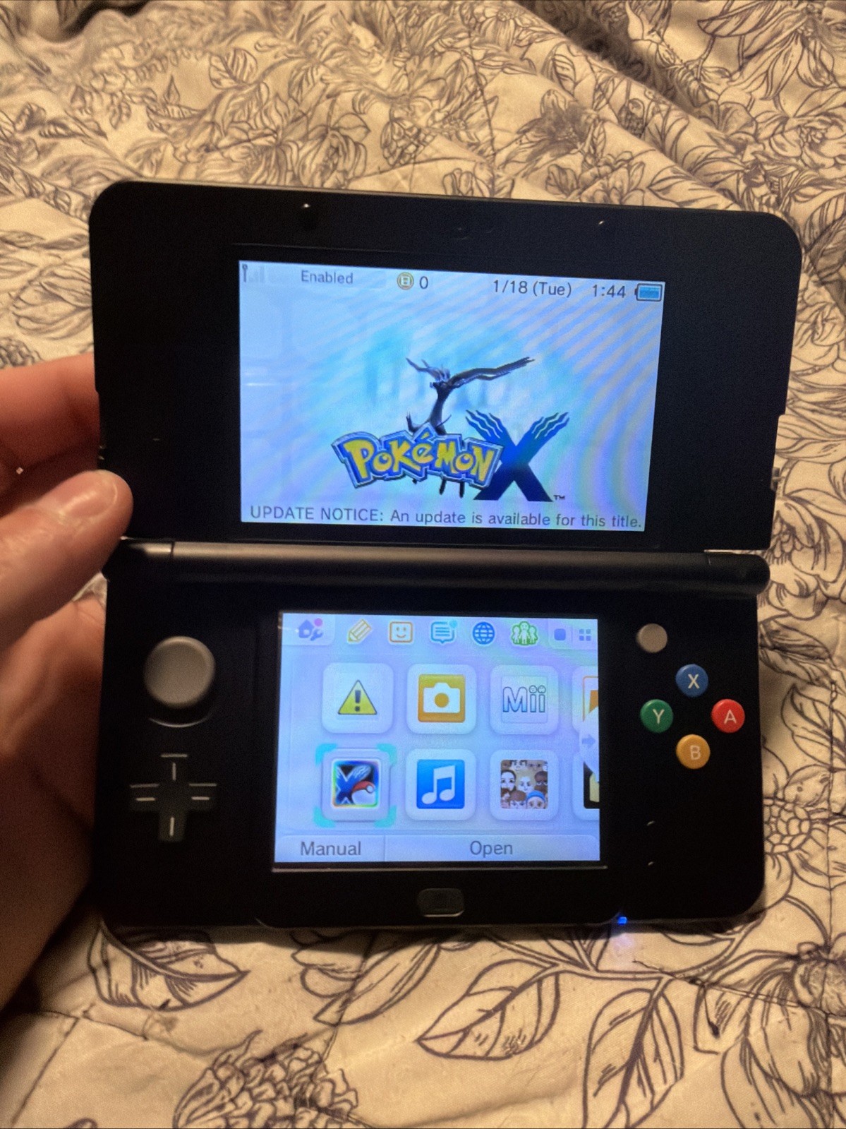 Nintendo 3DS Original Super Mario Edition 4GB Handheld System – Black