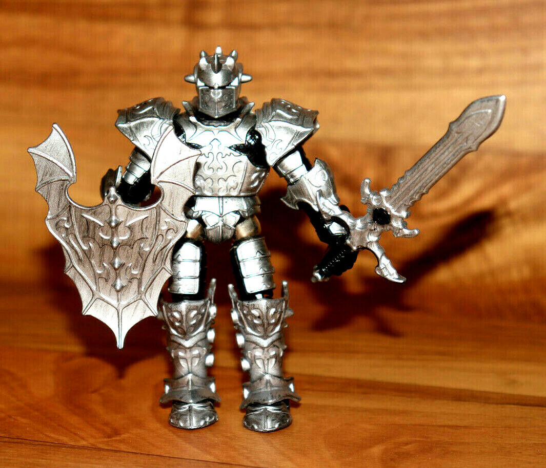 2005 Mega Bloks Mag Warriors Hawkblade Action Figure 9013 Mag-Lock
