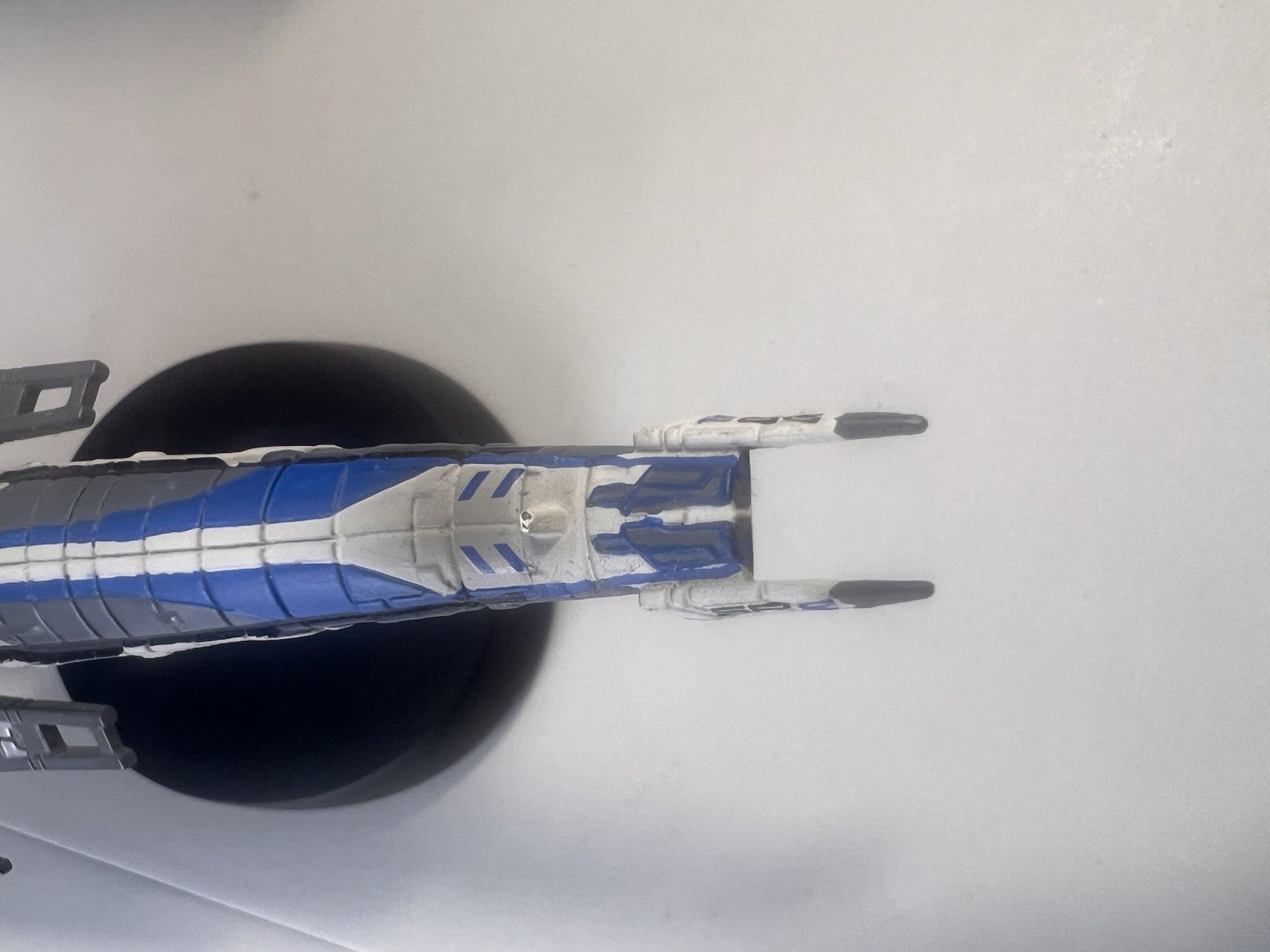 Dark Horse Mass Effect Alliance Normandy SR-2 Ship Replica Statue Original 2014