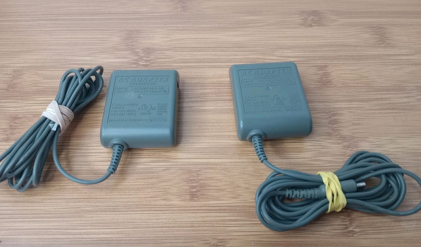 (2) Official OEM Nintendo DS Lite AC Adapter Charger USG-002 (USA), DC5.2V 450mA