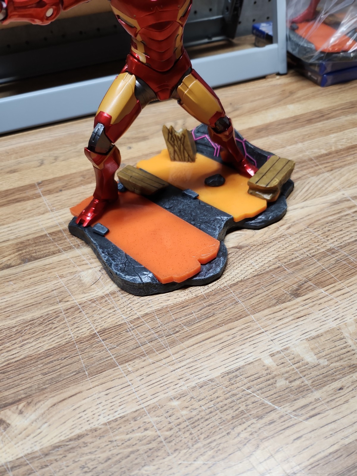 Marvel vs. Capcom: Infinite Collector’s Edition IRON MAN STATUE 8″ in.