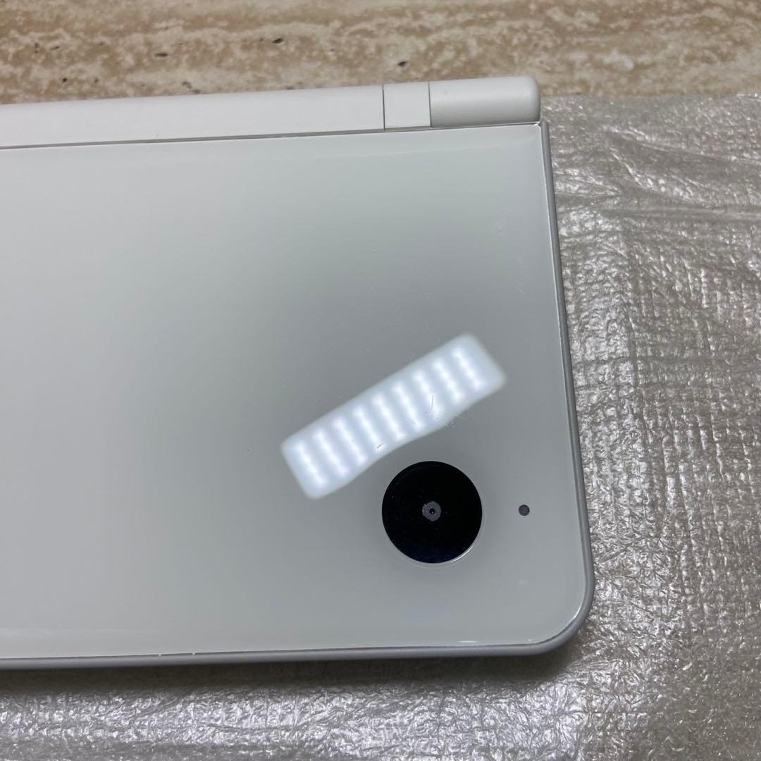 Nintendo DSi XL Natural White Complete in Box Near Mint CIB 7232