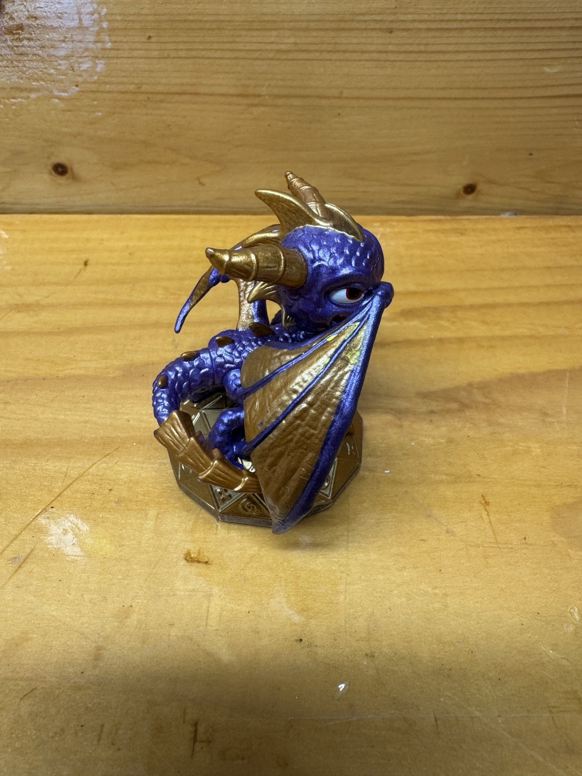 Skylanders Trap Team Eon’s Elite Spyro Figure Cleaned and Tested READ DESC