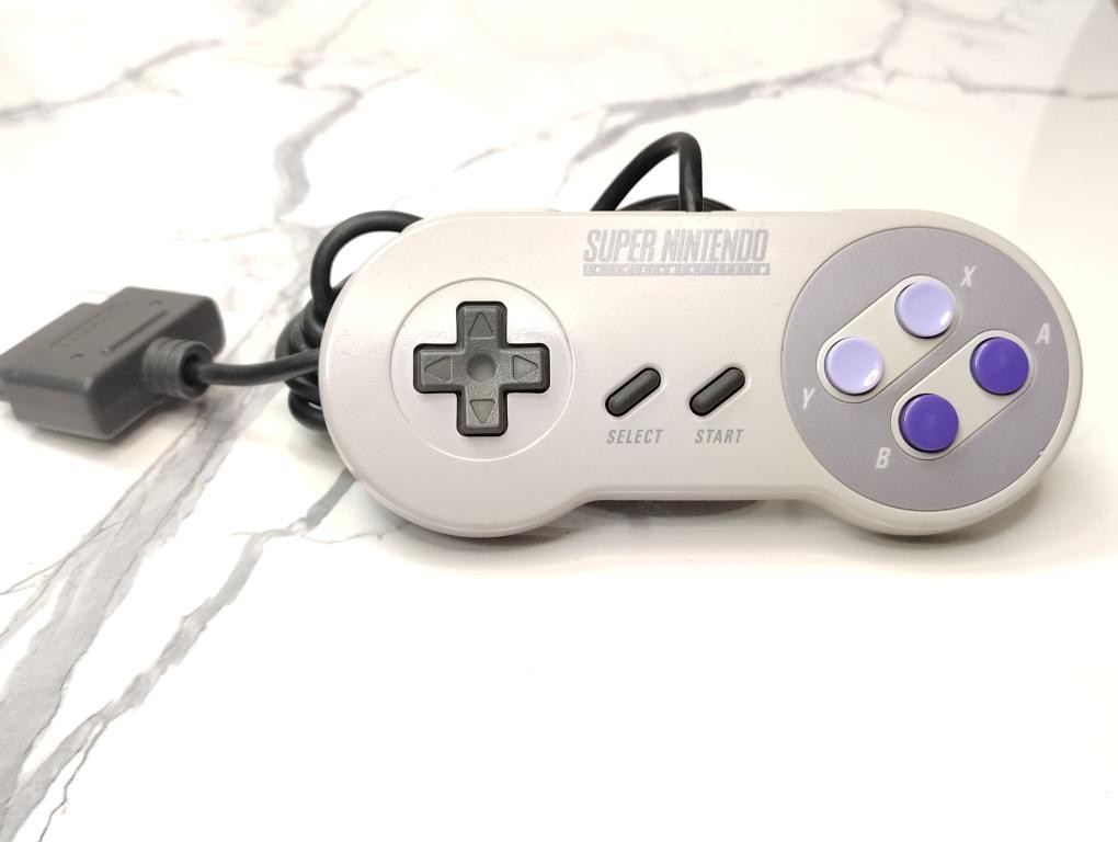 Super Nintendo Entertainment System SNES Console, Controller & Games (SB1128496)