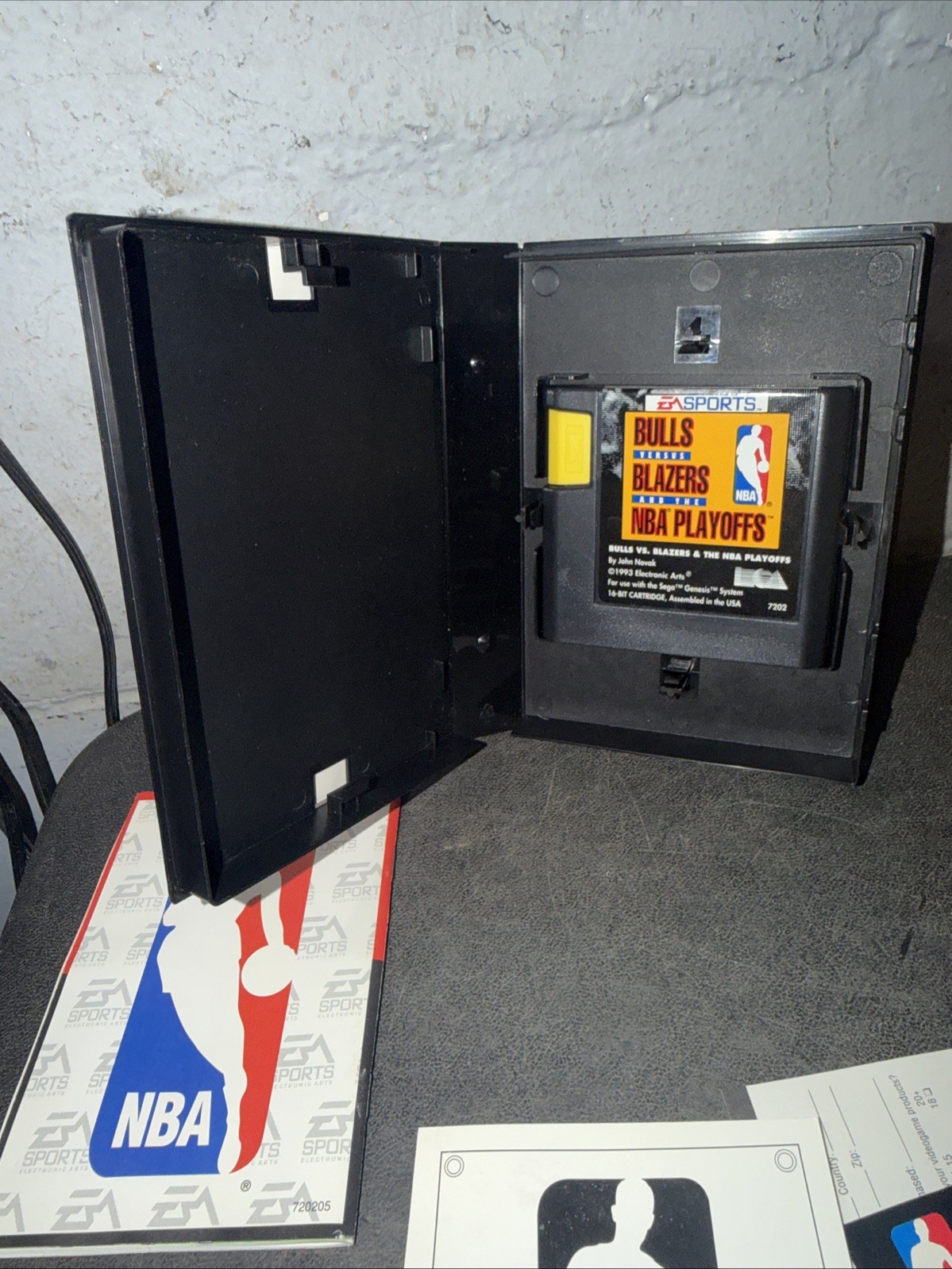 Bulls vs. Blazers and the NBA Playoffs (Sega Genesis, 1993) Includes 1 In 50,000
