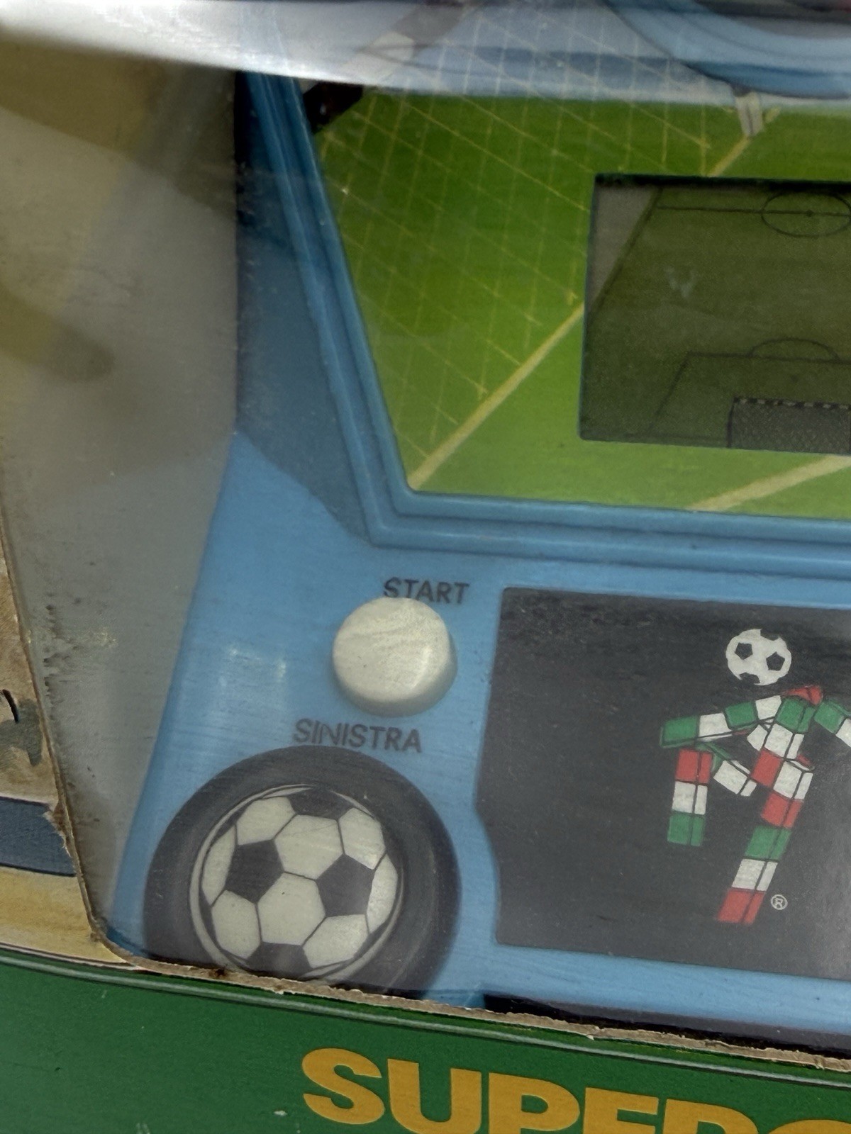 1990 LCD VIDEO GAME HANDHELD SOCCER FOOTBALL ITALY 90 World Cup NEW IQ