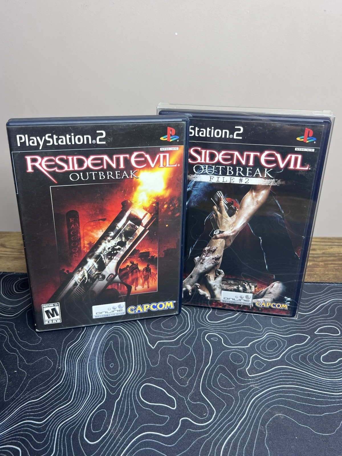 Resident Evil Outbreak 1 + File #2 PlayStation 2 PS2 Game Set CIB