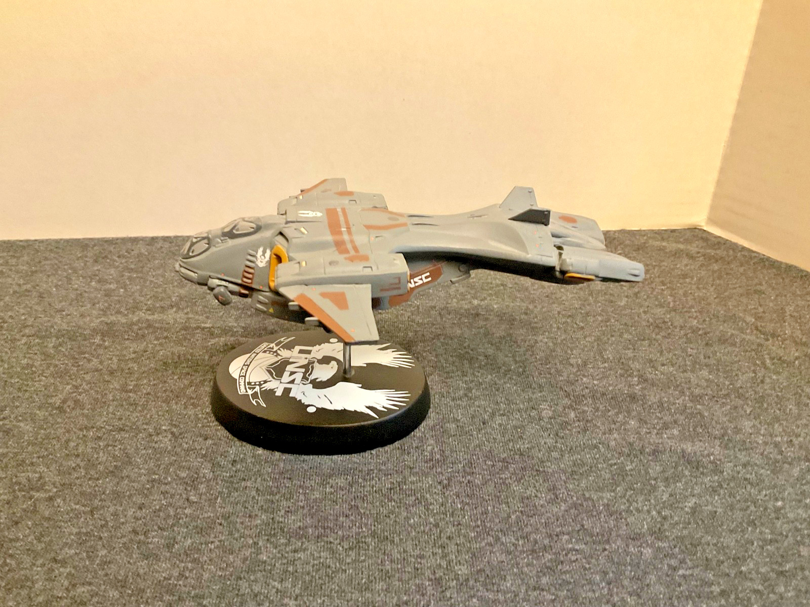 Dark Horse Halo Pelican Dropship Statue Gamestop Exclusive (Missing box)
