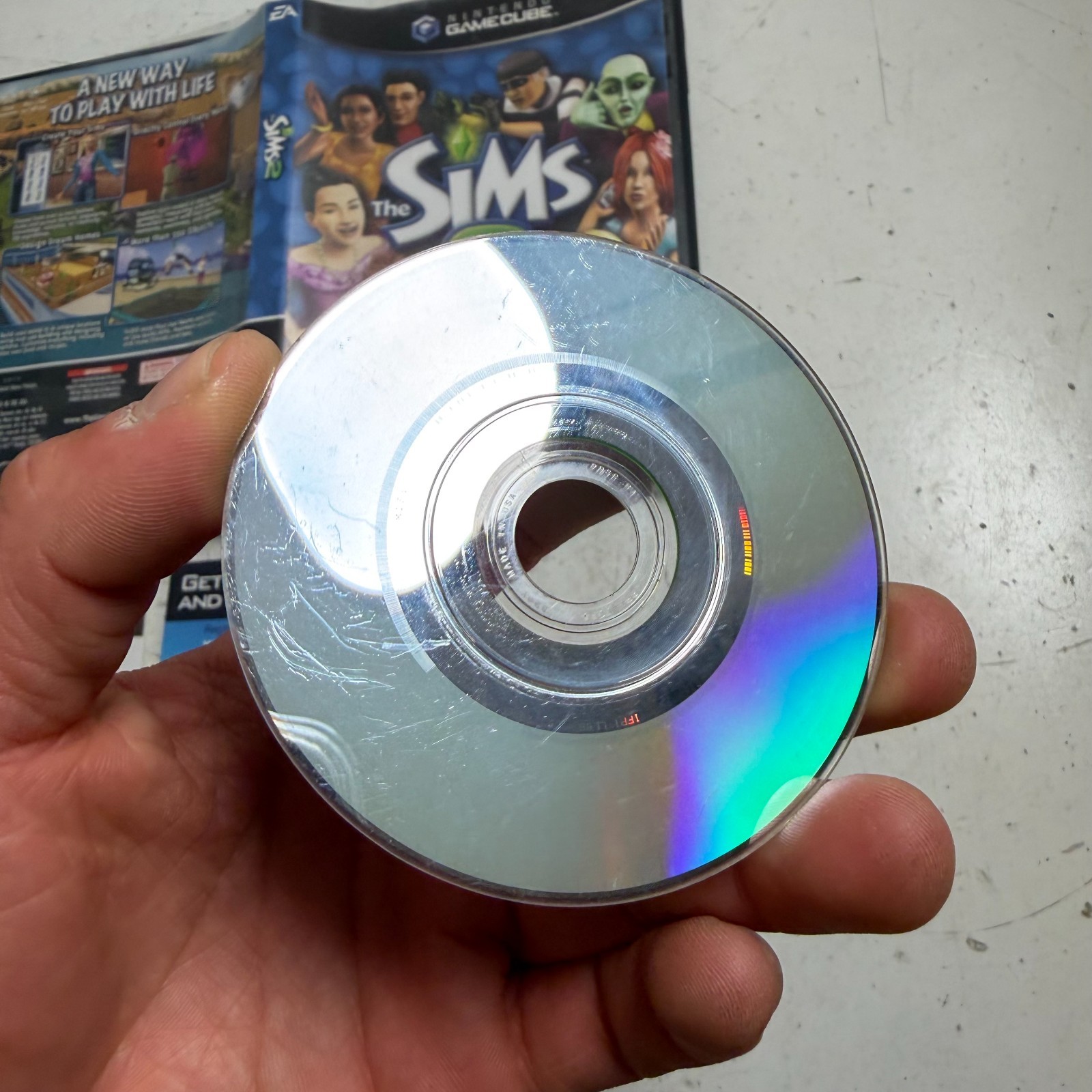 The Sims 2 (Nintendo GameCube, 2005) EA Life Simulation Strategy Game Complete