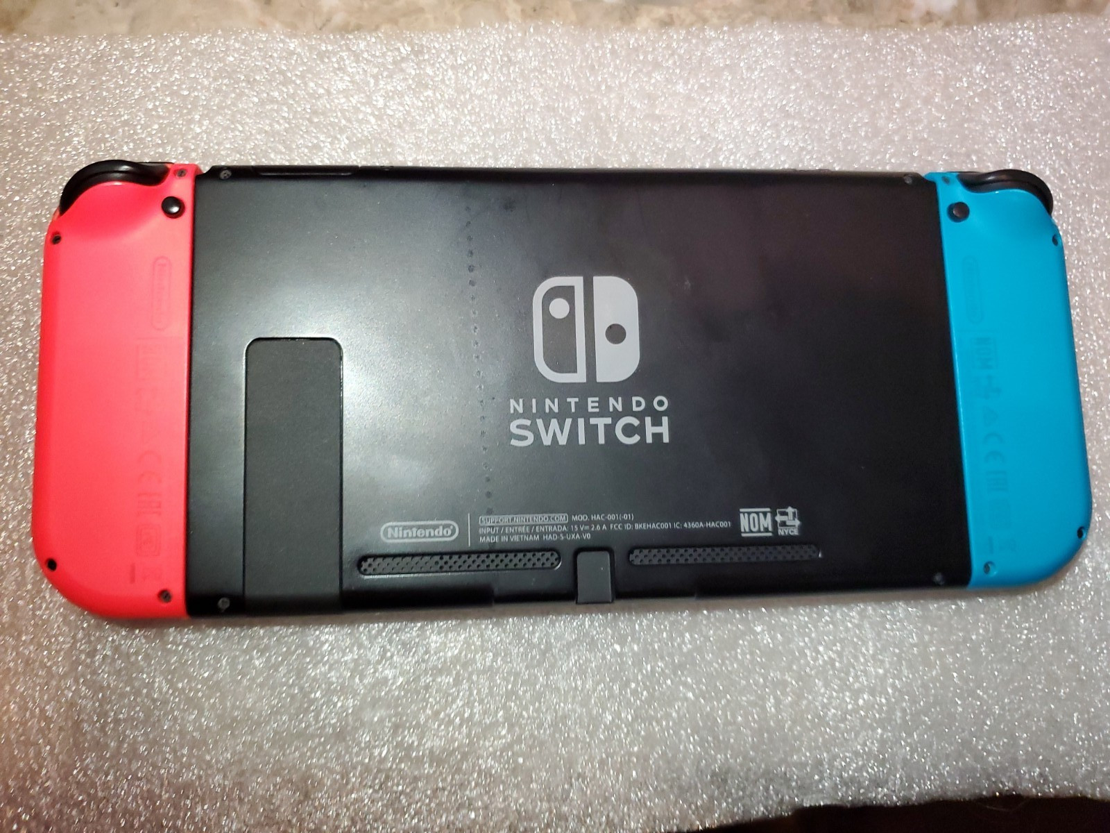 Nintendo Switch Console – Neon Blue/Red tested & Working