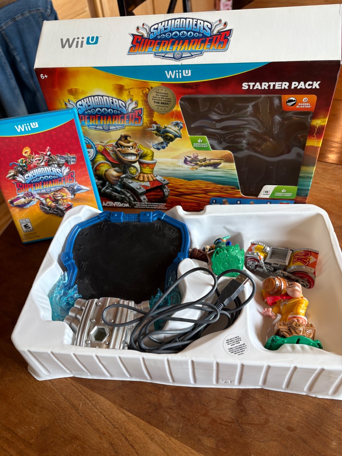Skylanders Super Chargers lot Activision includes WiiU game portal and figures