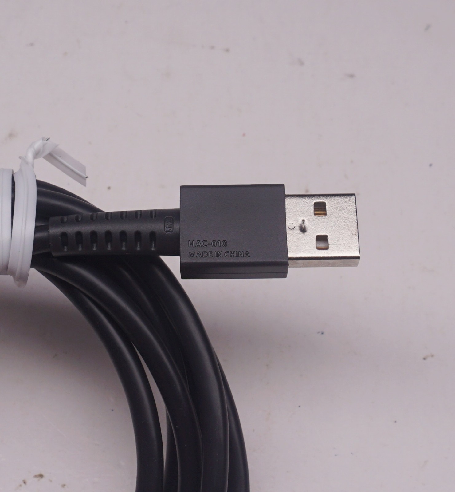 Nintendo Switch HAC-010 Official USB Controller Charging Cable + Generic HDMI
