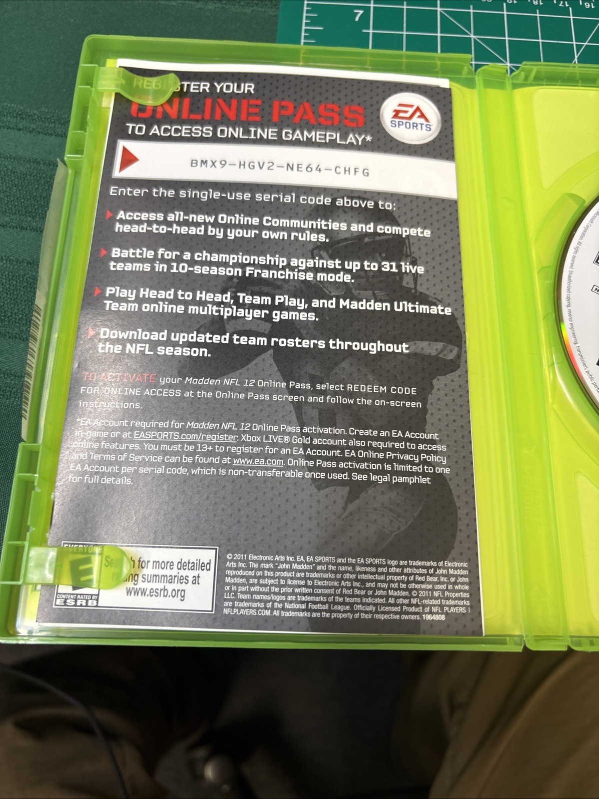 Madden NFL 12 (Microsoft Xbox 360, 2011) No Manual Untested