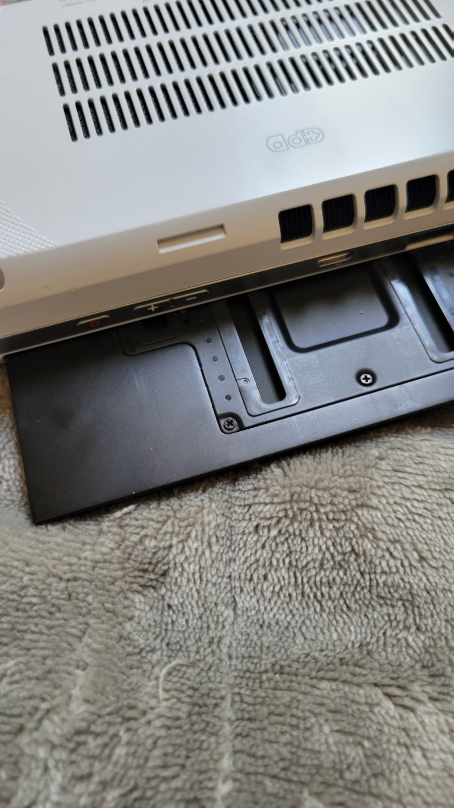 GPD Win 4 AMD Ryzen 7 6800U – 32gb RAM – 1 tb SSD