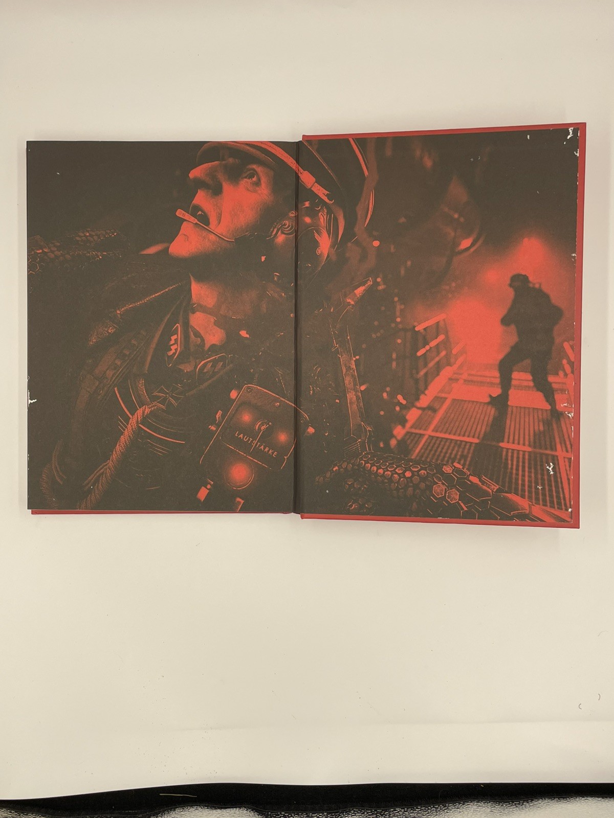 Wolfenstein II: The New Colossus — Collector’s Edition Guide (w/posters)