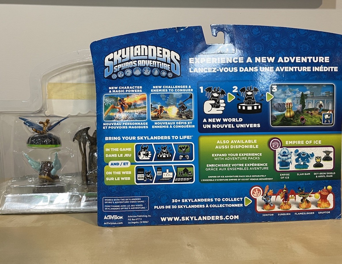 Skylanders Spyros Adventure Dragon’s Peak Adventure Pack Broken Box.