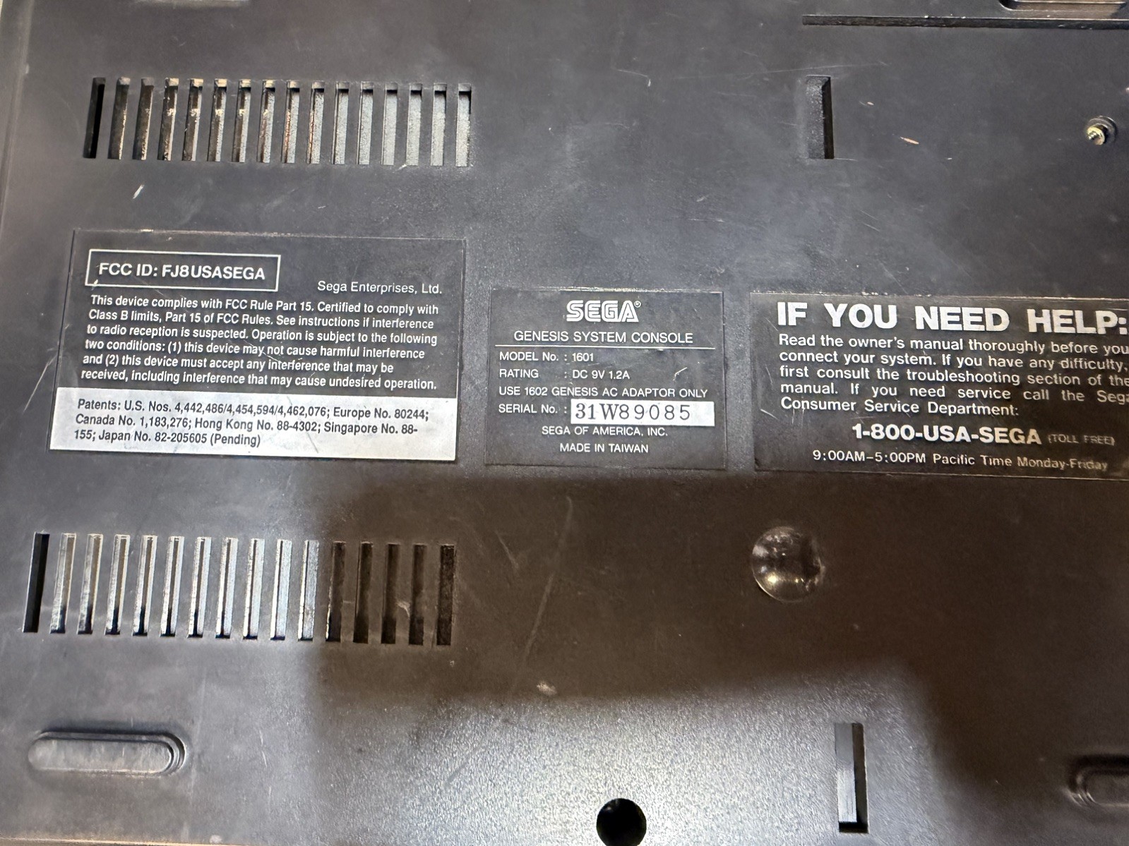 Sega Genesis 16-Bit Model 1601 w/Games for Parts/Repair Sold As Is Not Tested