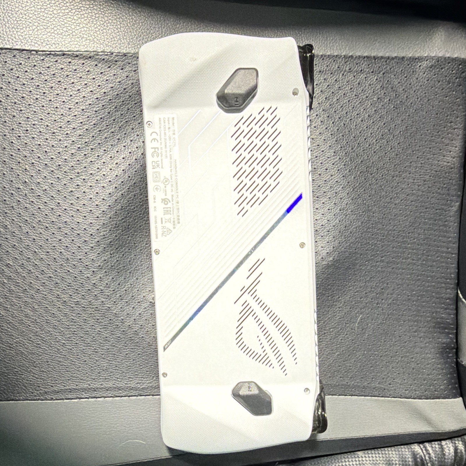 ASUS ROG Ally Handheld Gaming System White, USB-C, Wi-Fi Capability