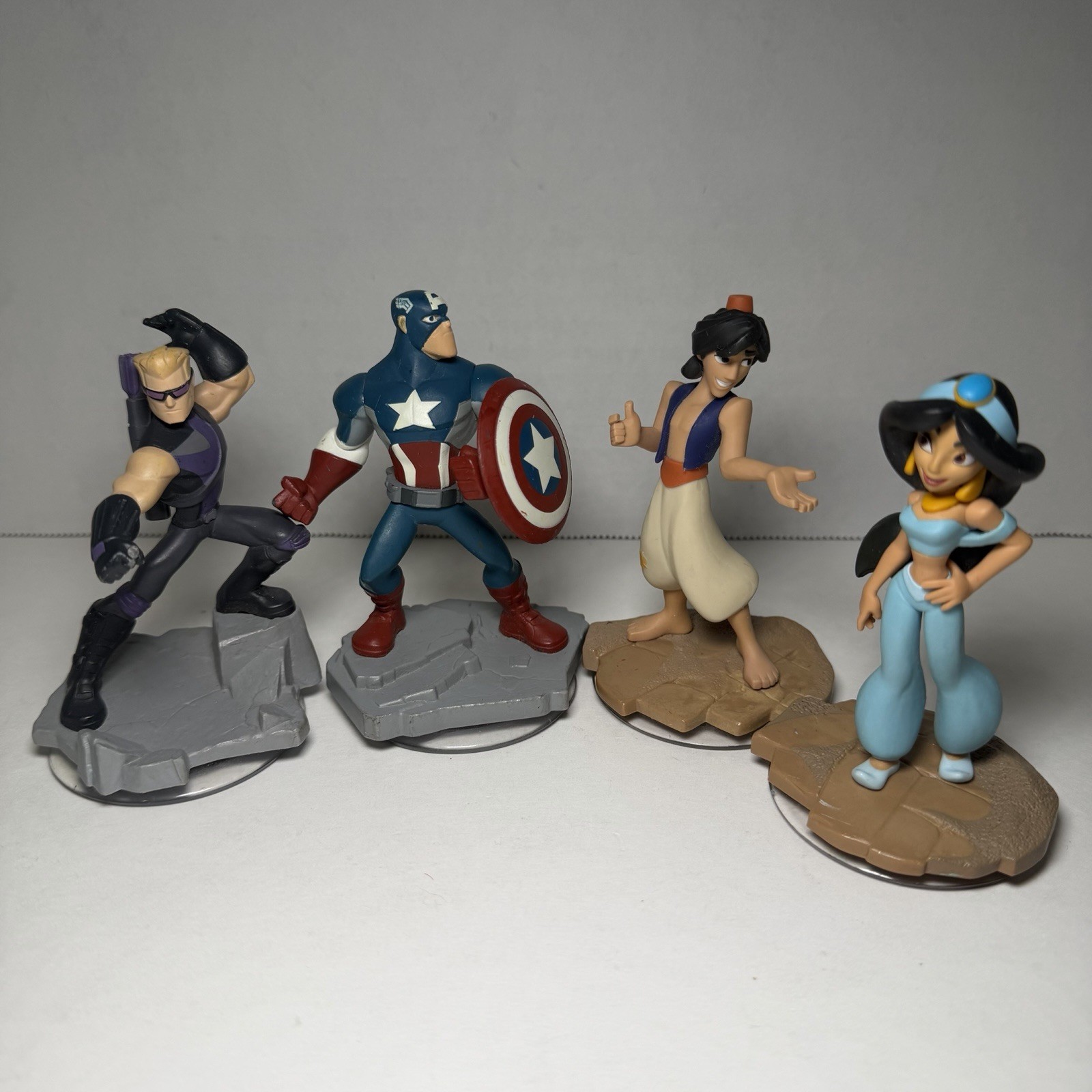 Disney Infinity 1.0 2.0 Mixed lot 20 Piece LOT *READ DESCRIPTION*