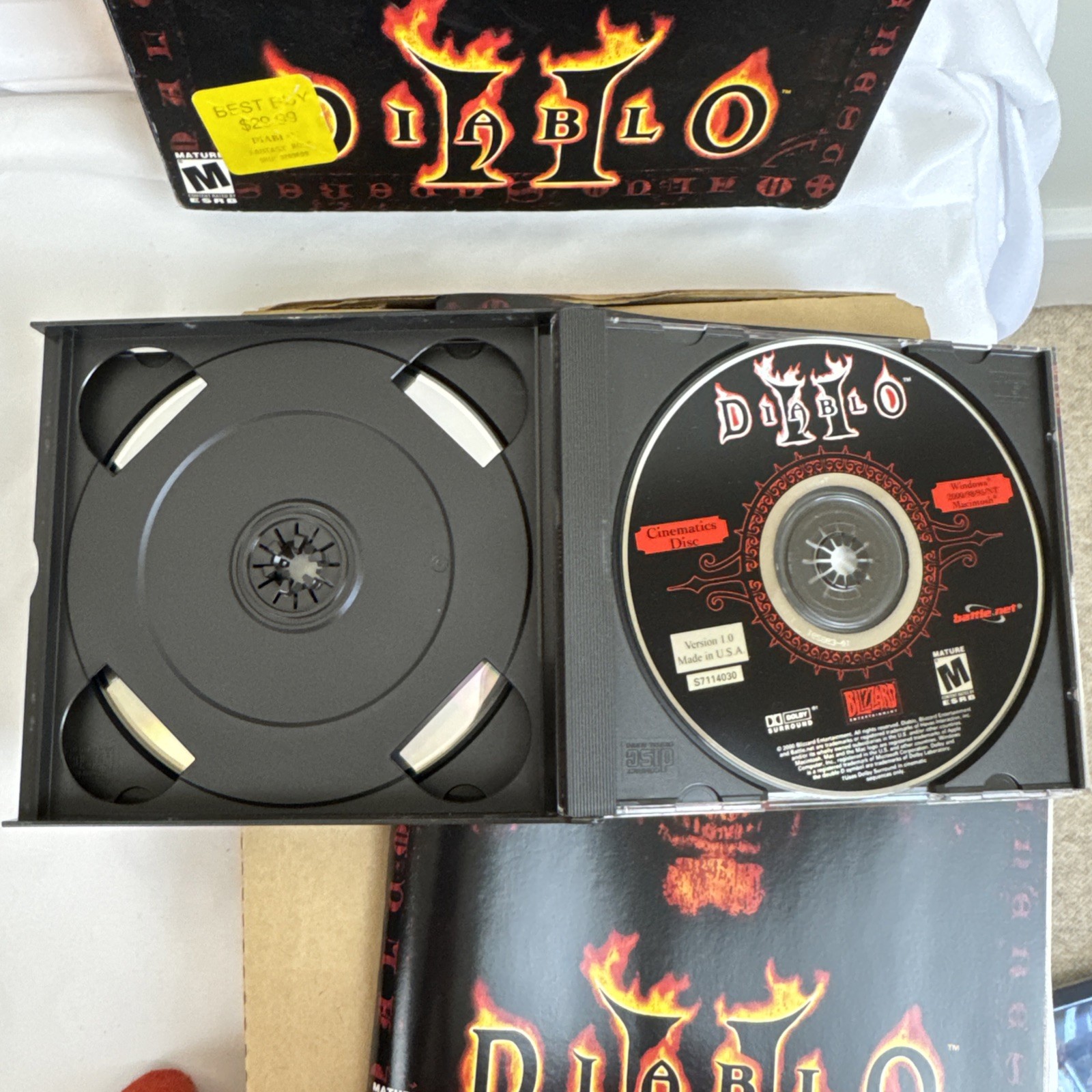 Diablo II (2) PC Game Big Box 3 Disc Manual Strategy CD-ROM Blizzard 2000
