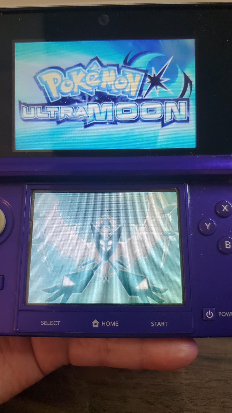 Purple Nintendo 3DS w Charger and Case