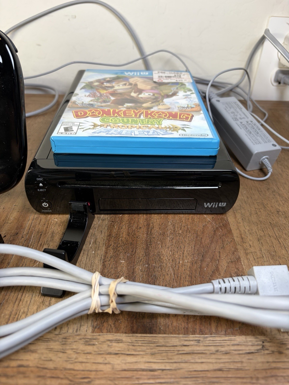 Nintendo Wii U 32GB Complete Console Bundle WUP-101(02) W Gamepad WUP-010 (USA)