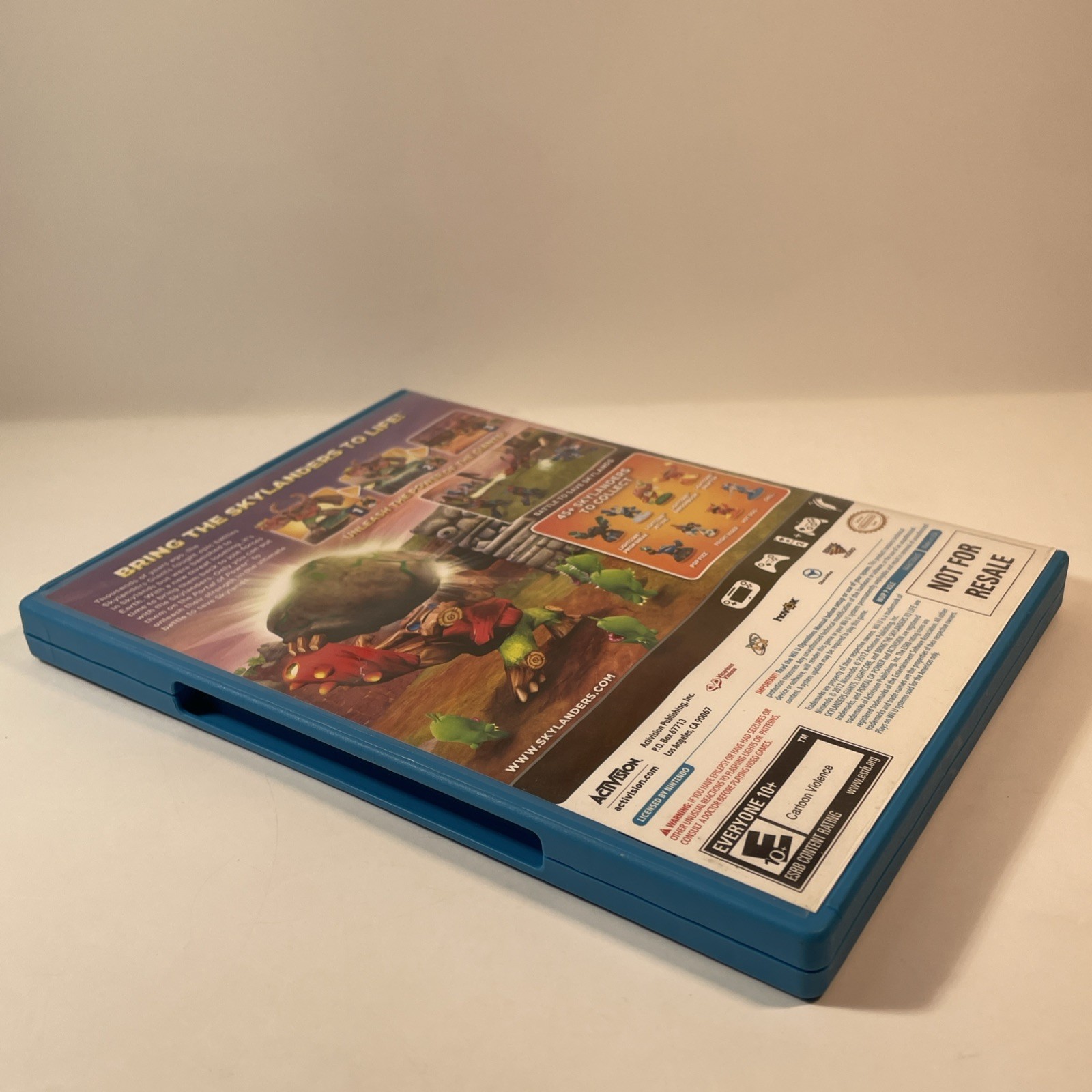 Skylanders Giants (Nintendo Wii U, 2012) CIB Complete