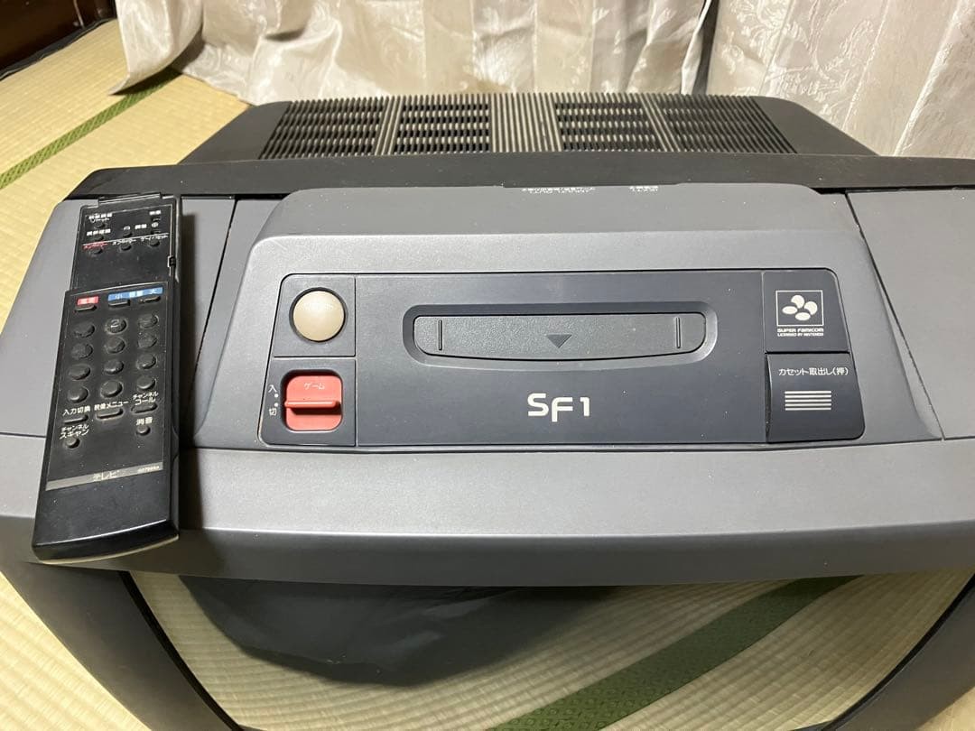 SHARP 21G-SF1 Super Famicom Built-In For Parts Junk Japan