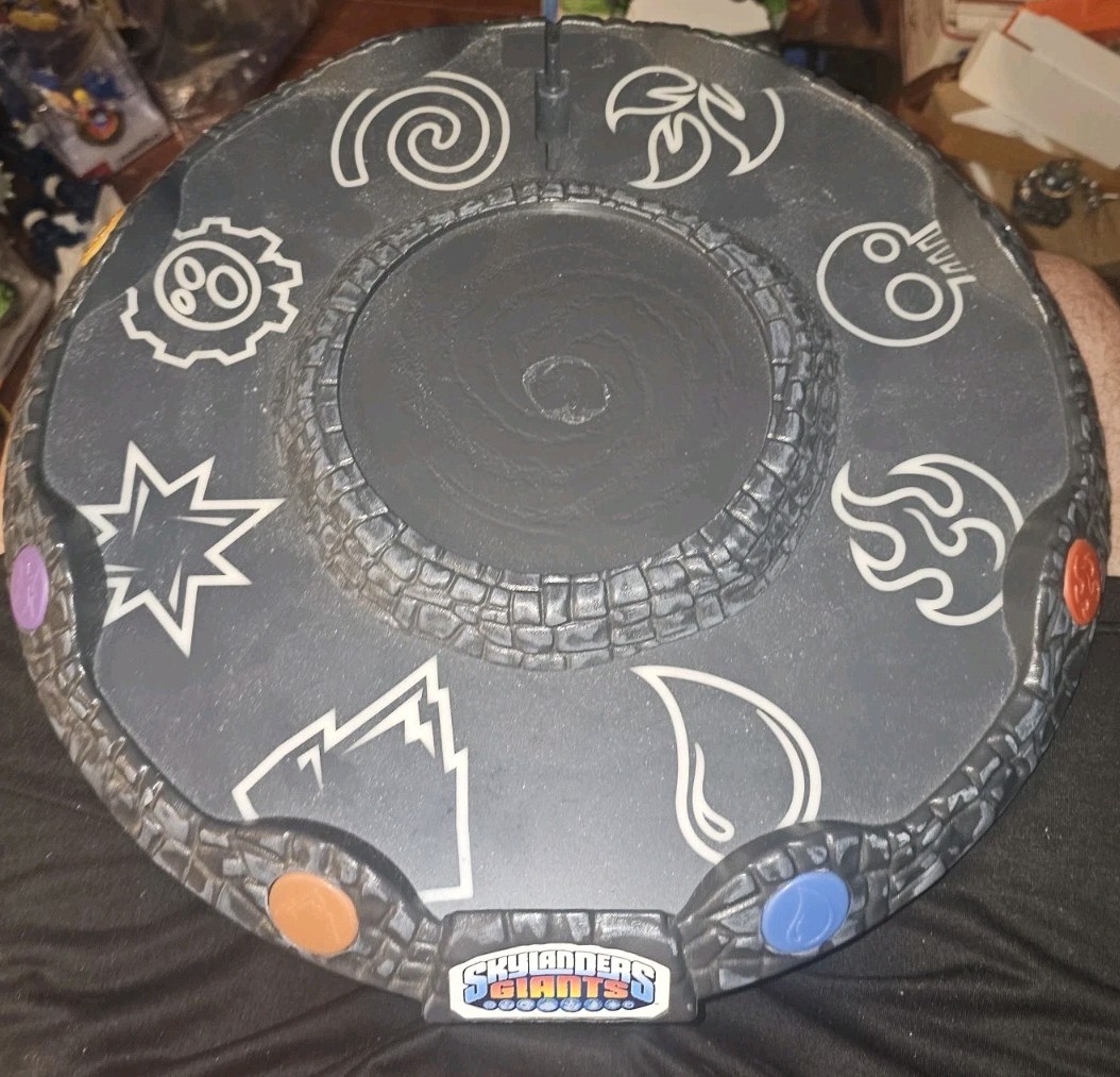 Skylanders Giants Battle Arena Base Play And Display Lights Up For Xbox PS3 Wii