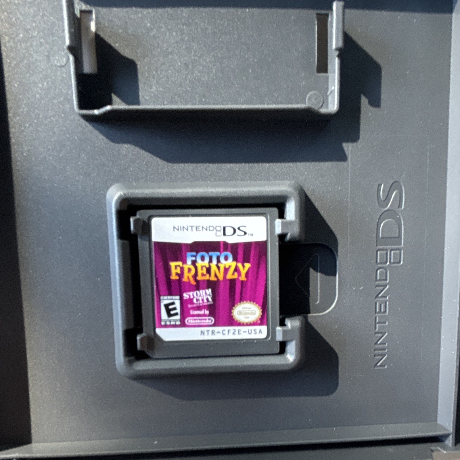 Storm City Games Foto Frenzy Spot the Difference Nintendo DS Manual E 2009