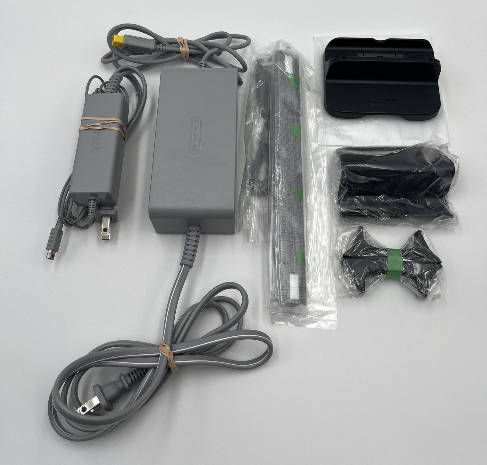 Nintendo Wii U Super Mario Maker Deluxe Set 32GB Black Console Boxed System