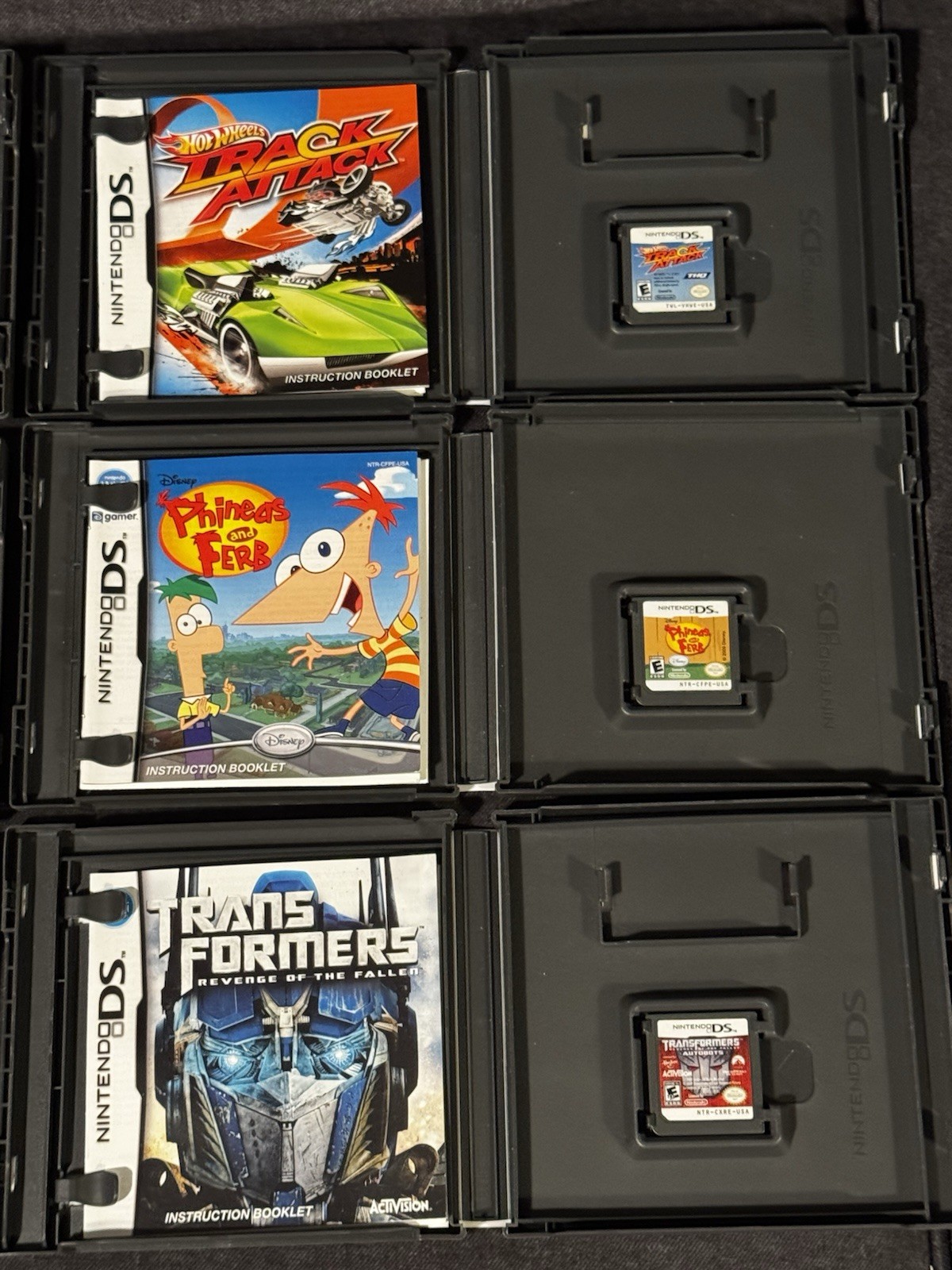 Nintendo DSi Black Console Bundle 6 Diddy Kong, Phineas & Ferb EUC No Charger