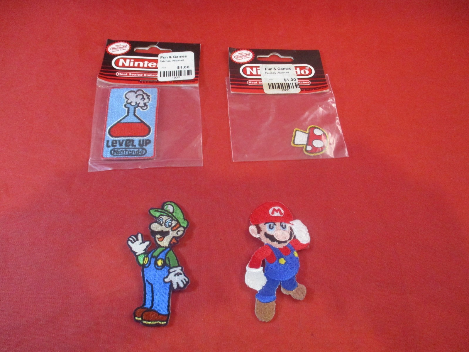 Lot 4 Nintendo Super Mario Bros. Patches 2003 Level Up & Mushroom, Luigi & Mario