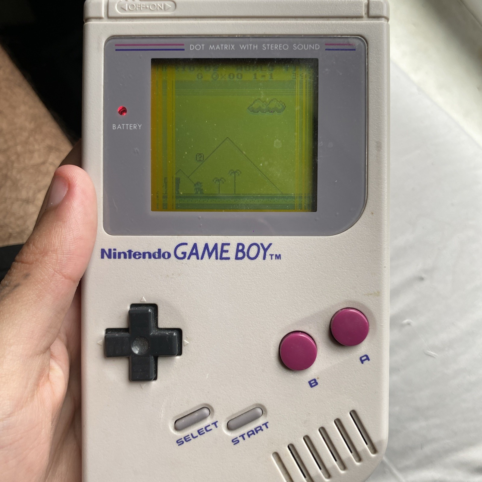 Nintendo Game Boy Handheld System- Gray- Original with Super Mario Land