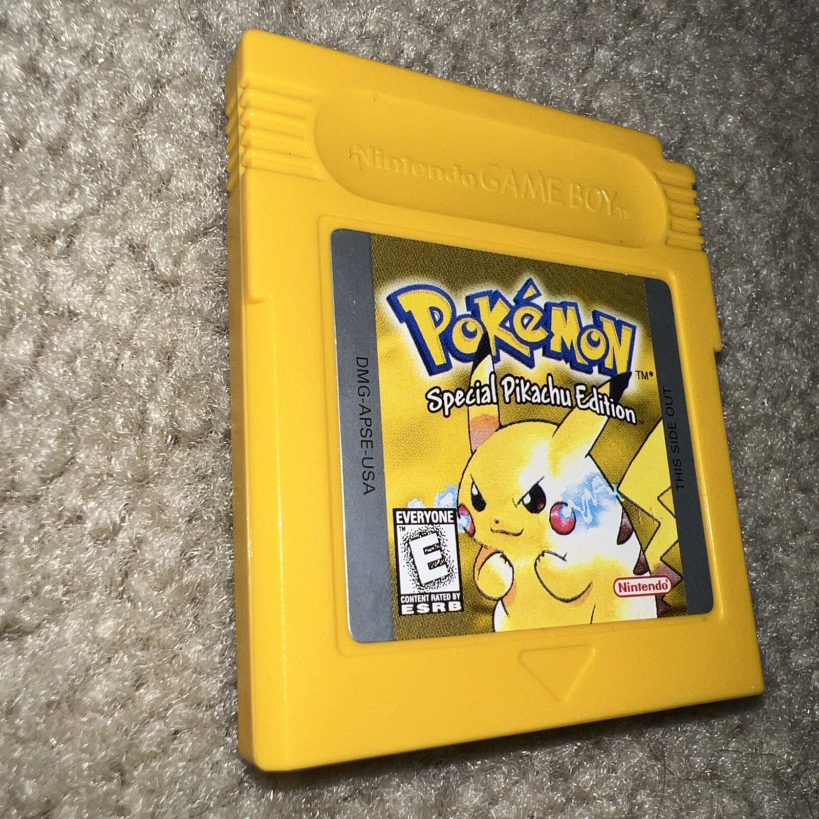 Pokemon Red Blue Yellow Cartridges Nintendo Gameboy With Two Trainer’s Guides
