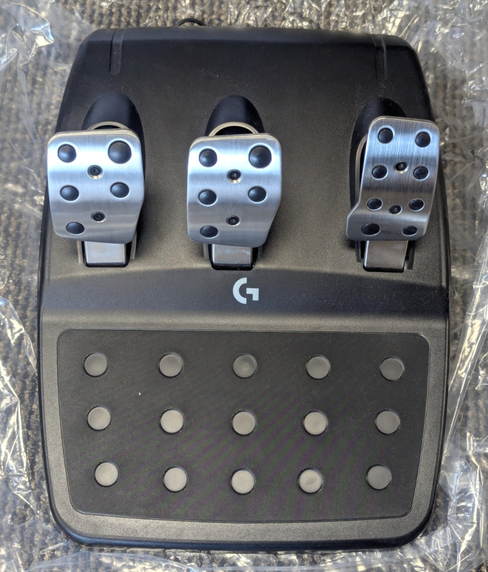 Logitech G923 TRUEFORCE Racing Wheel and Pedals for PS5, PS4 and PC 941-000147
