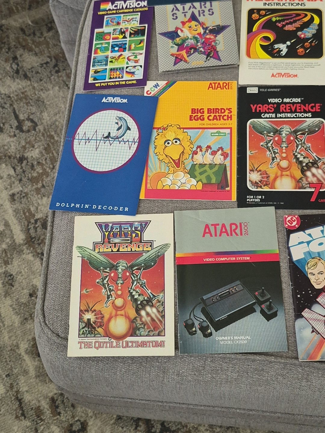 Huge Lot Of Atari 2600 Manuals & Catalogs Vintage Assorted. Good Condition.