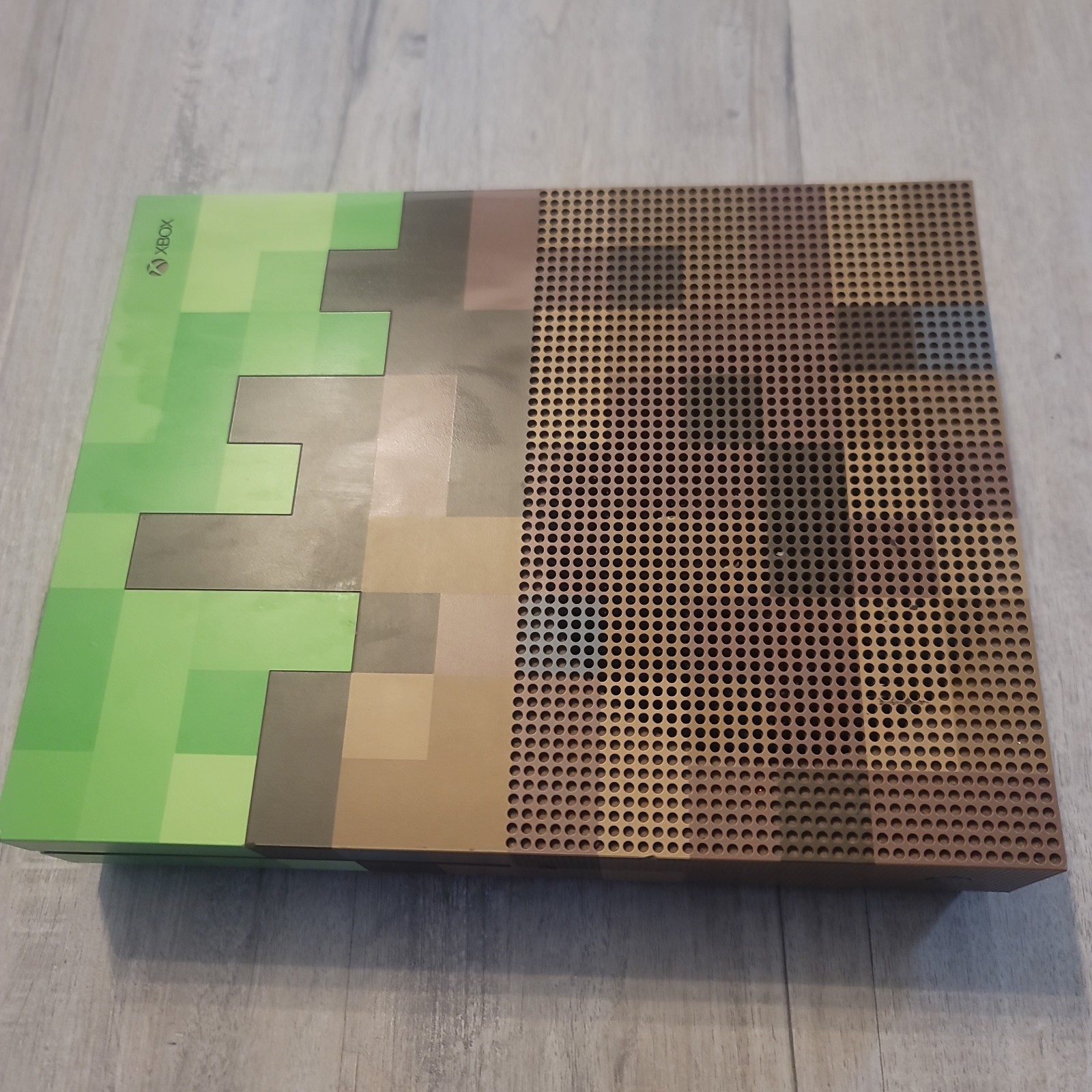 Microsoft Xbox One S Minecraft Limited Edition 1TB Green & Brown Console