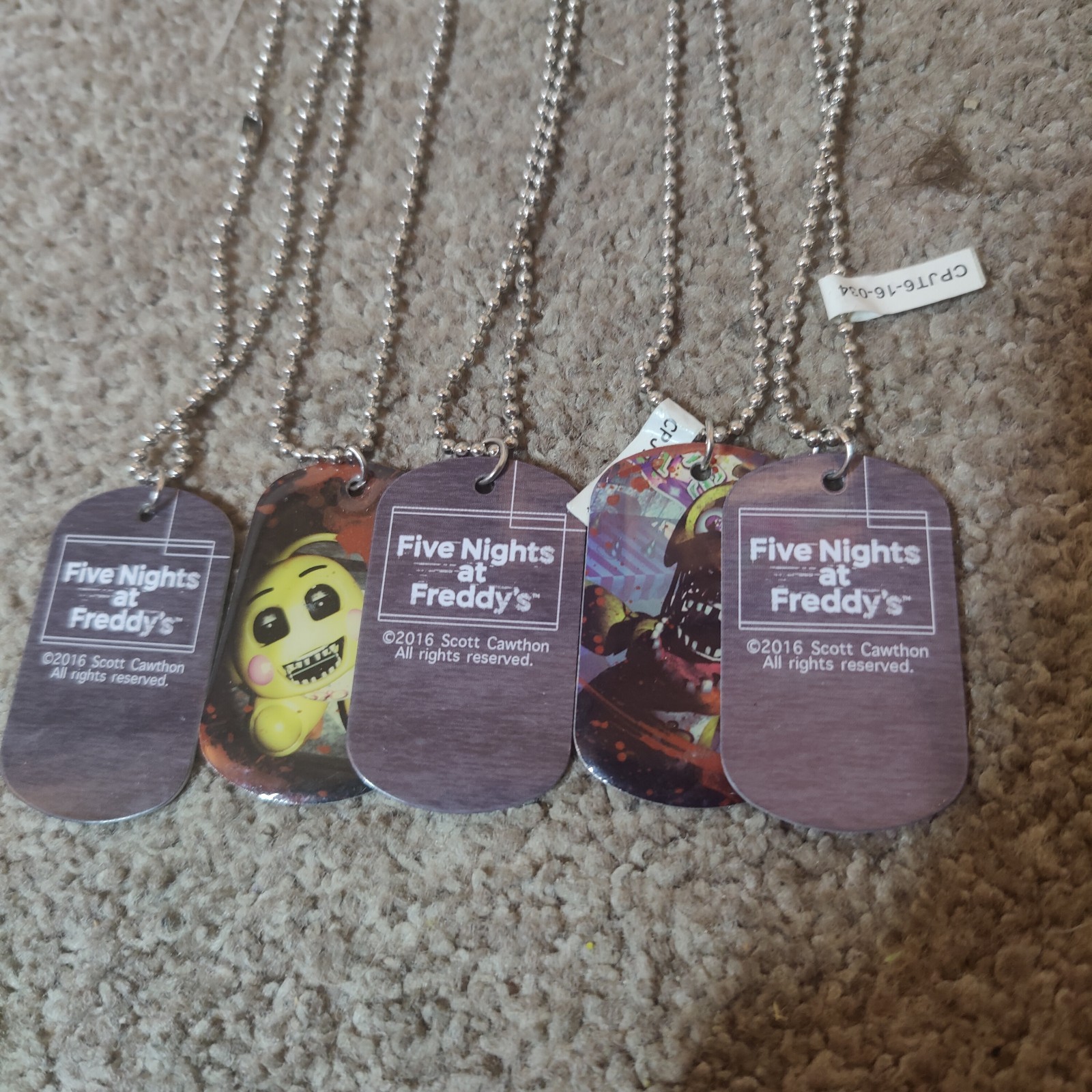 Five Nights At Freddy’s Dog Tags set of 5 pieces Dog Tag no packaging
